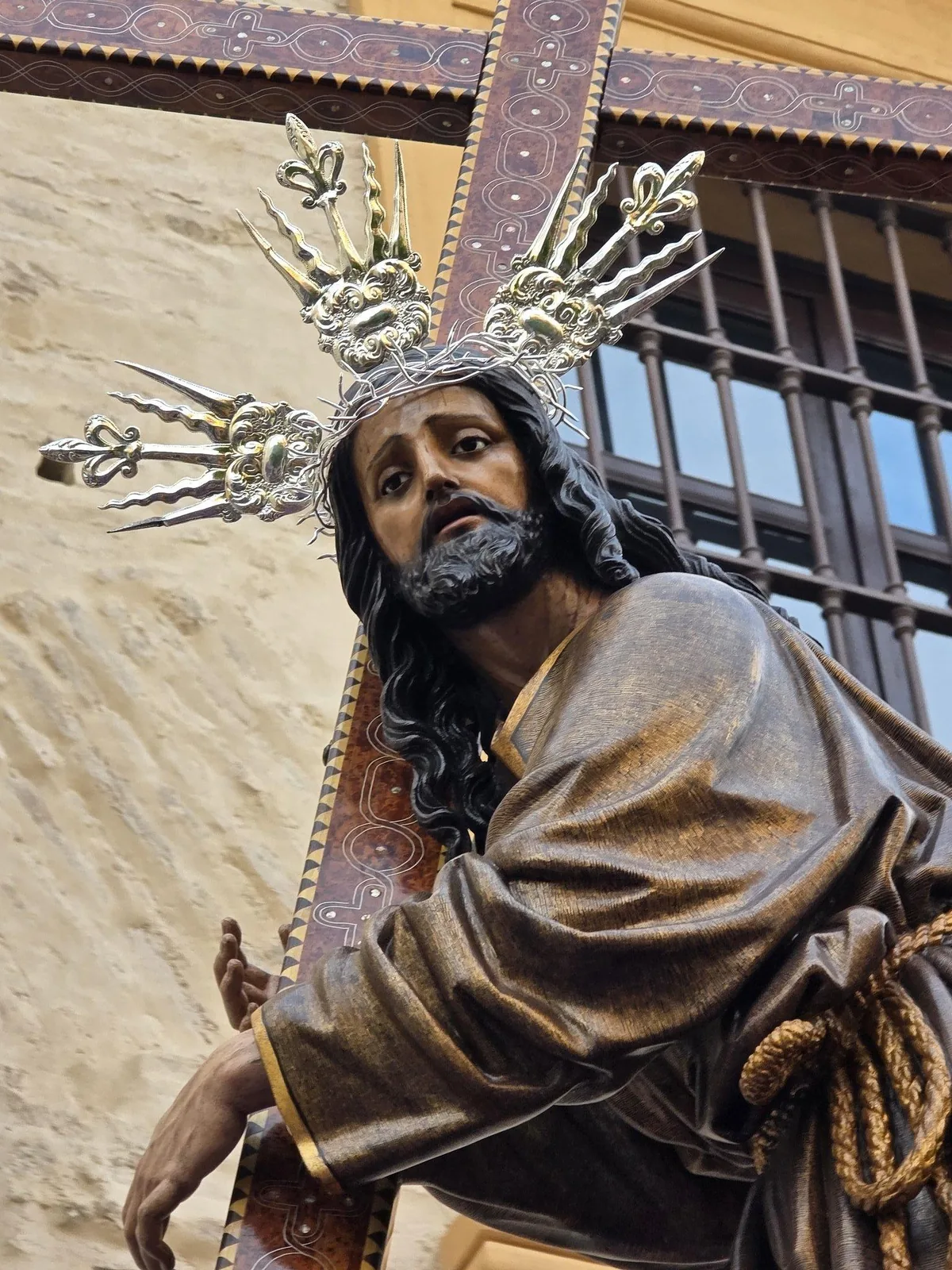 Imagen del Santísimo Cristo de la Corona, obra escultórica de la Hermandad