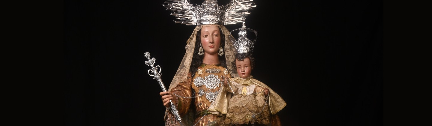Nuestra Señora del Rosario con el Niño Jesús